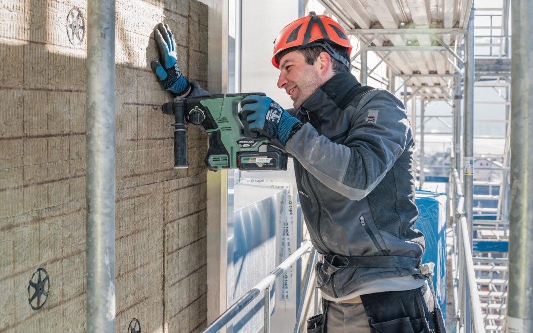 Coibentando le case, l’energia elettrica basta anche d’inverno